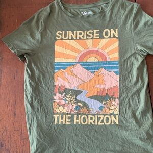 Natural Reflections short sleeved shirt with graphic detail